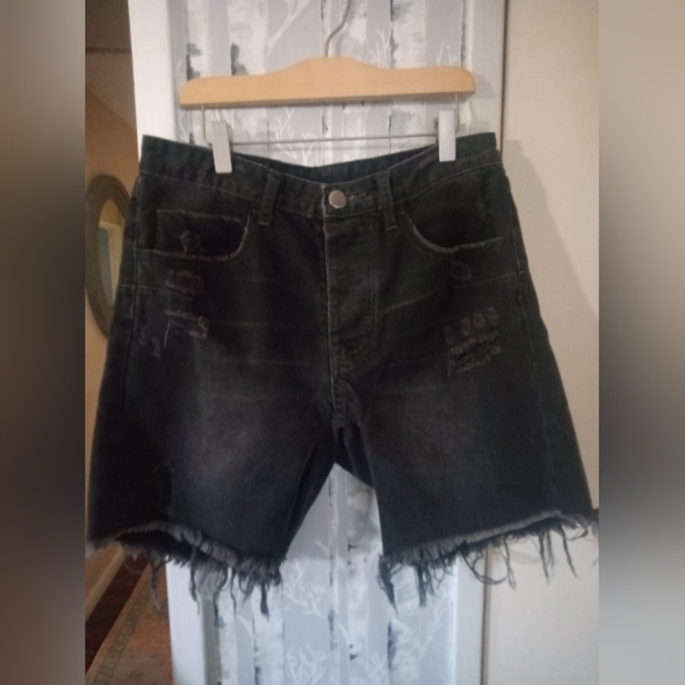 Man X One Teaspoon Me's Black Relaxed Fit Raw Edge Shorts Size 30